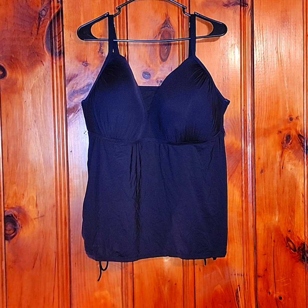 Maurices size 2x swim top